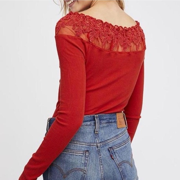 Free People Red Ribbed Lace Off Shoulder Long Sleeve Top Size L - Picture 2 of 12